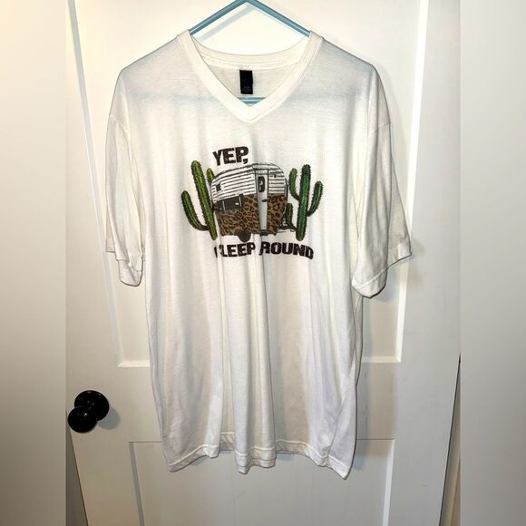 White Graphic T-Shirt with Cactus Design Camper - Picture 1 of 4